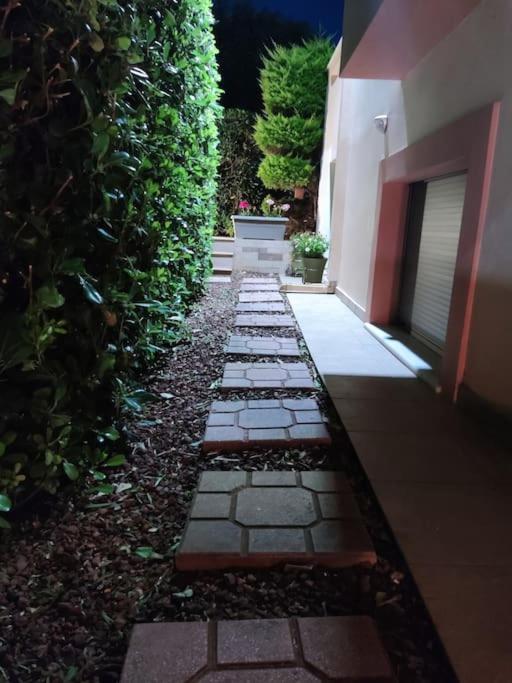 Ebony And Ivory Suites Drosia  Exterior photo