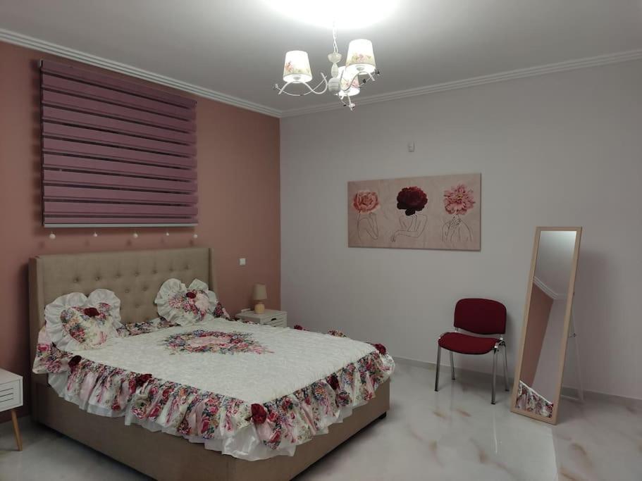 Ebony And Ivory Suites Drosia  Exterior photo